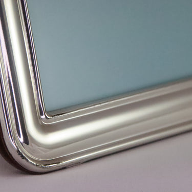 Bilaminato Light Silver Plain Frame - Medium - $172 RRP