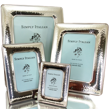 Simply Italian picture frame, with a light silver hammered finish.