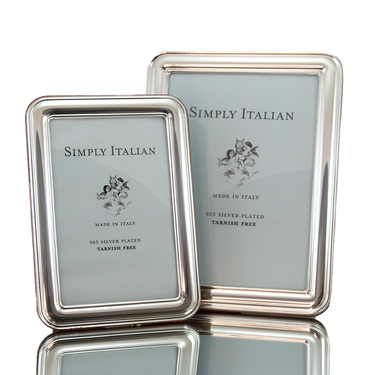 Round cornered silver photo frame