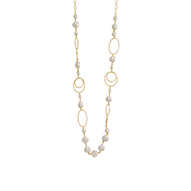 Cultured freshwater pearls in a chain of 18ct rose gold links