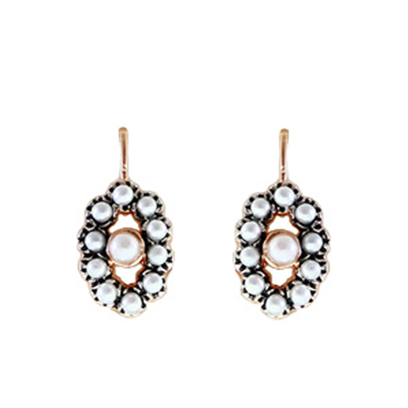 Pearl Oval Drop Earrings