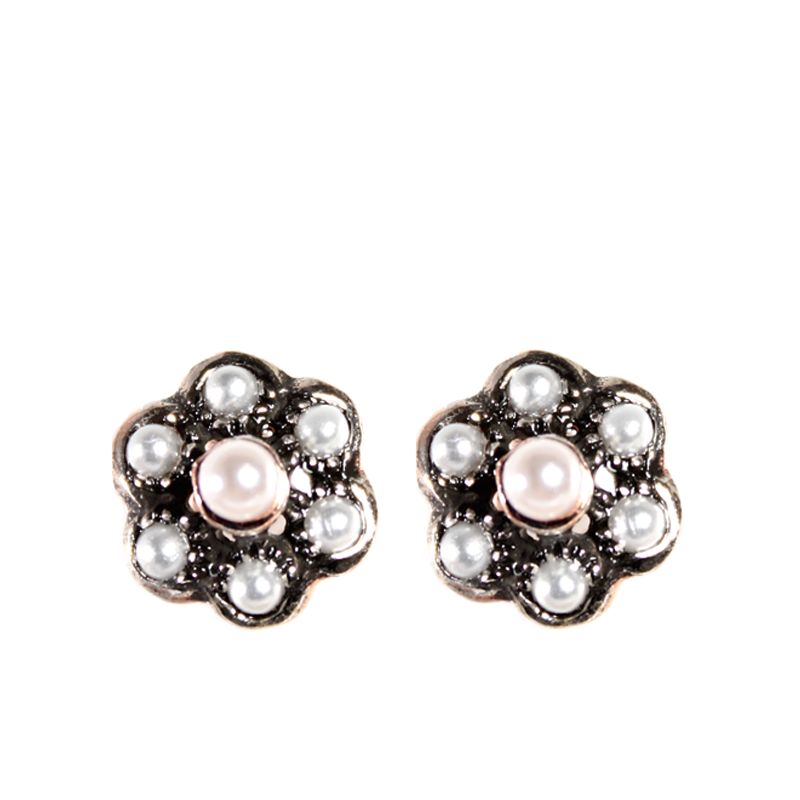 Pearl Flower Stud Earrings