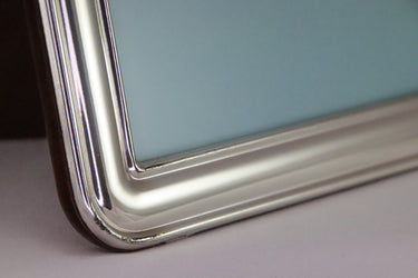 Bilaminato Light Silver Plain Frame - Medium - $178 RRP