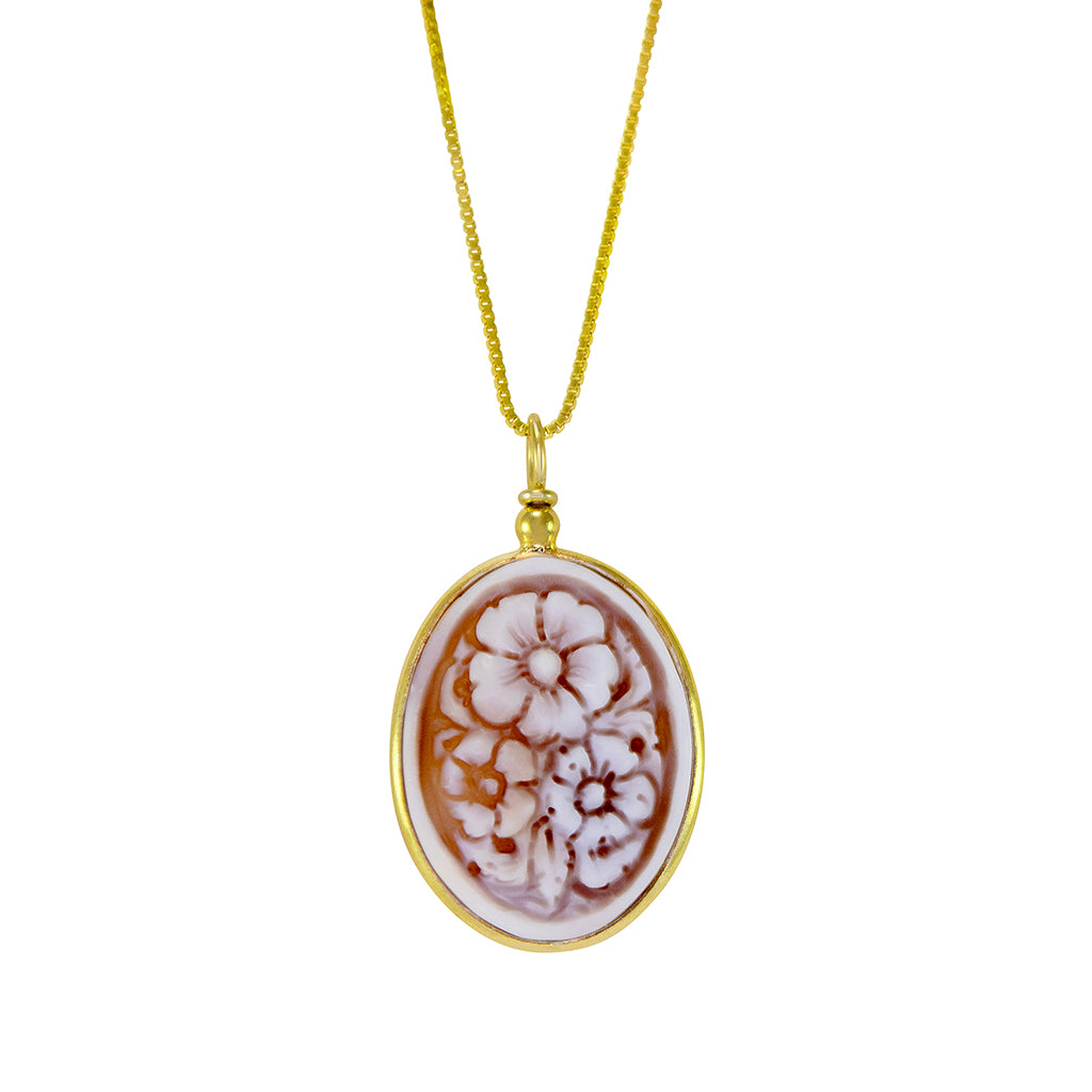 Oval Flower Cameo Pendant - Yellow Gold