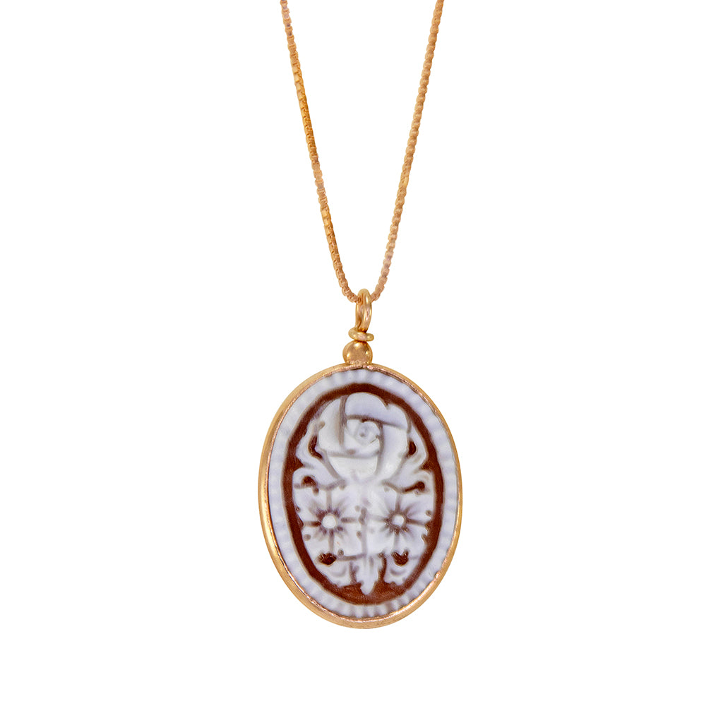 Oval Flower Cameo Pendant - Rose Gold